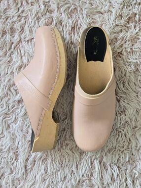 🍑Swedish Hasbeen Leather Upper Clogs